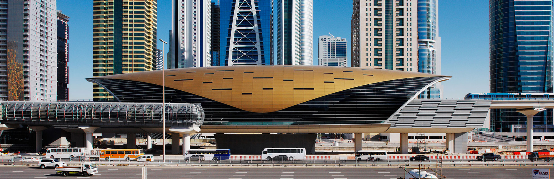 Dubai audio tour: Tiempo en el metro: Nuevo Dubái desde DMCC