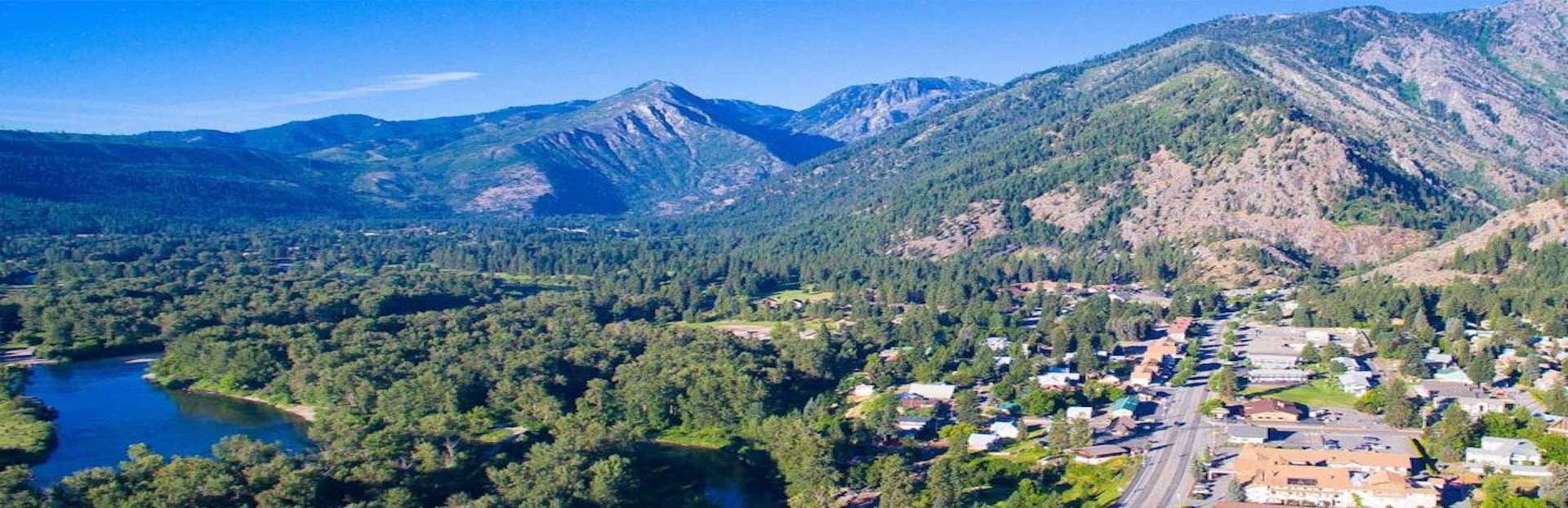 Image of A scenic driving tour of Leavenworth: From skiing sites to salmon hatcheries