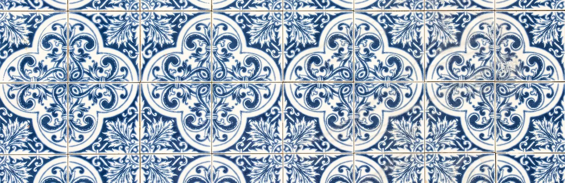 Lisbon audio tour: Lisbon’s Iconic Tiles: A Walking Tour with Context