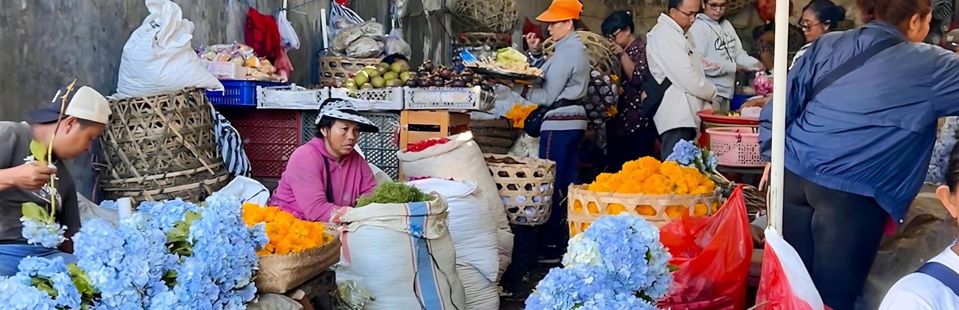 Image of Flowers, Feasts, and Fabrics: A Tour of Denpasar’s Pulsating Markets
