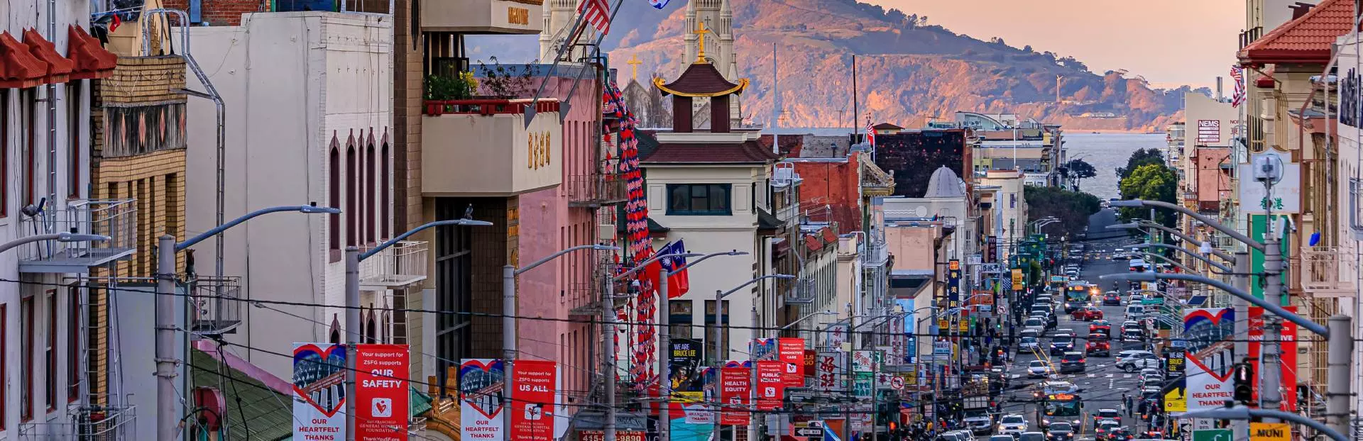 San Francisco, California audio tour: Chinatown San Francisco’s Bar Crawl: Navigate Dark Corners and Sip on Secrets