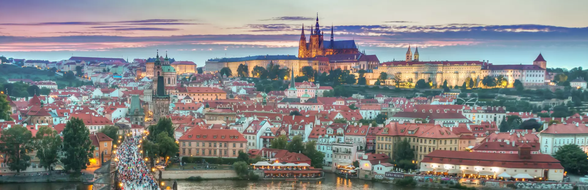 Prague audio tour: Introduction to Prague with Context: A Walk from Old to Lesser Town