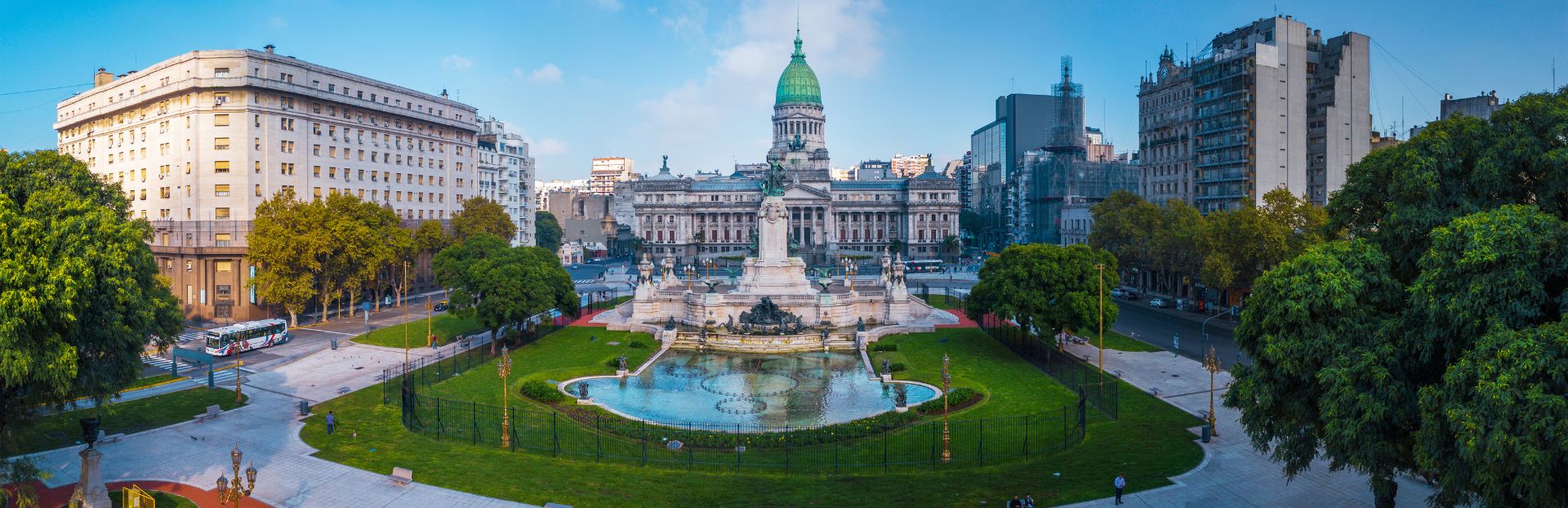 Image of From Obscurity to Prosperity: An Introduction to Buenos Aires with Context