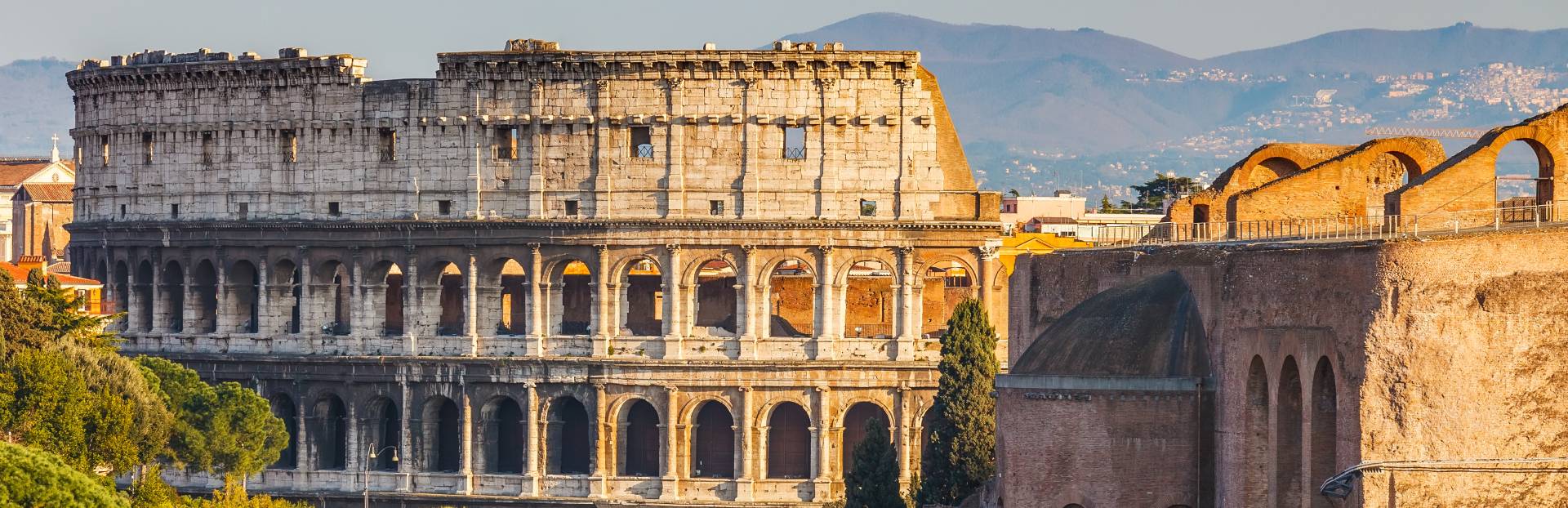 Image of Rome’s Colosseum with Context: A Guide to its Games, Architecture, and History
