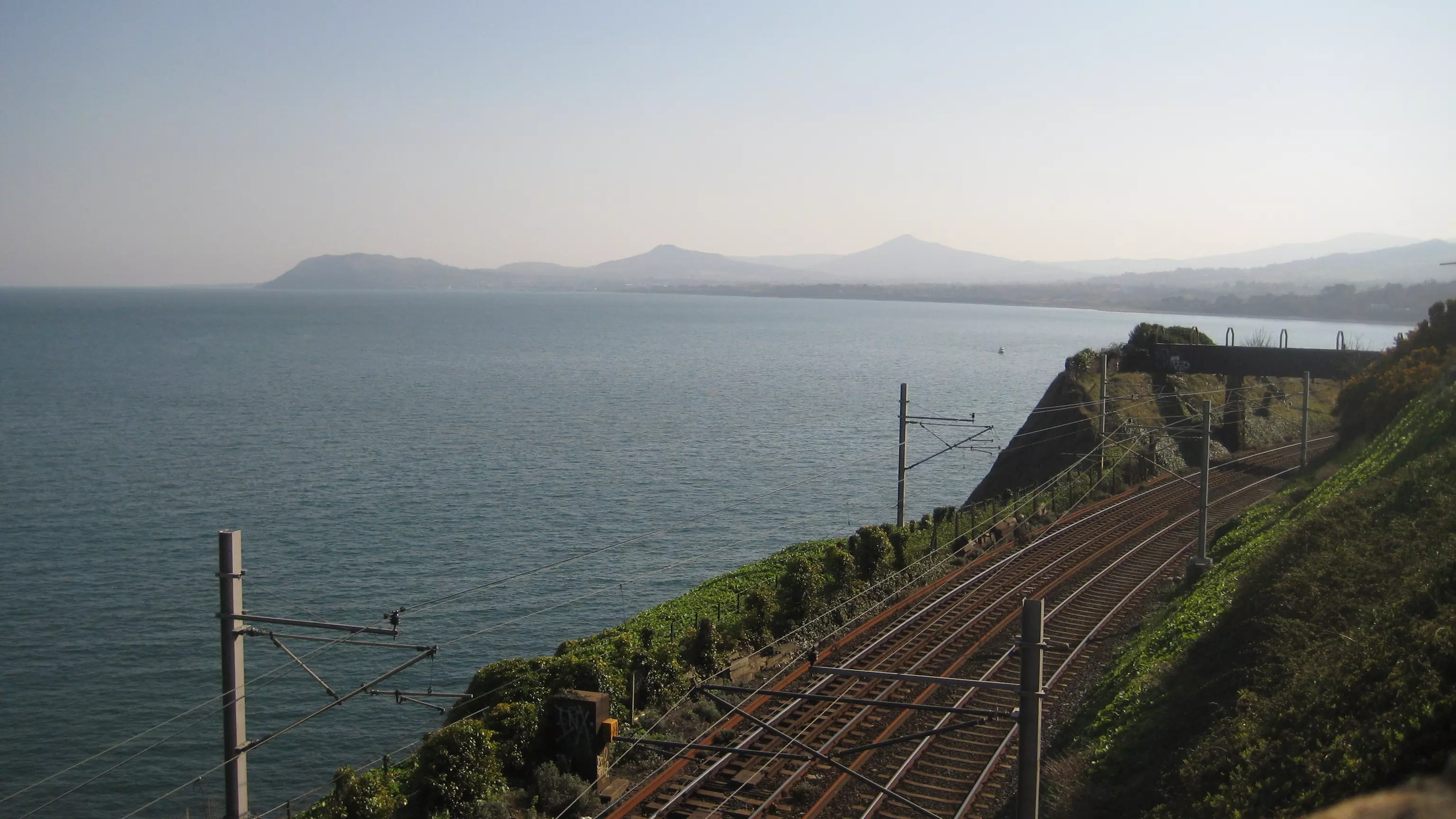 Dublin audio tour: Ireland's Oldest Railway: Dublin Bay By Train