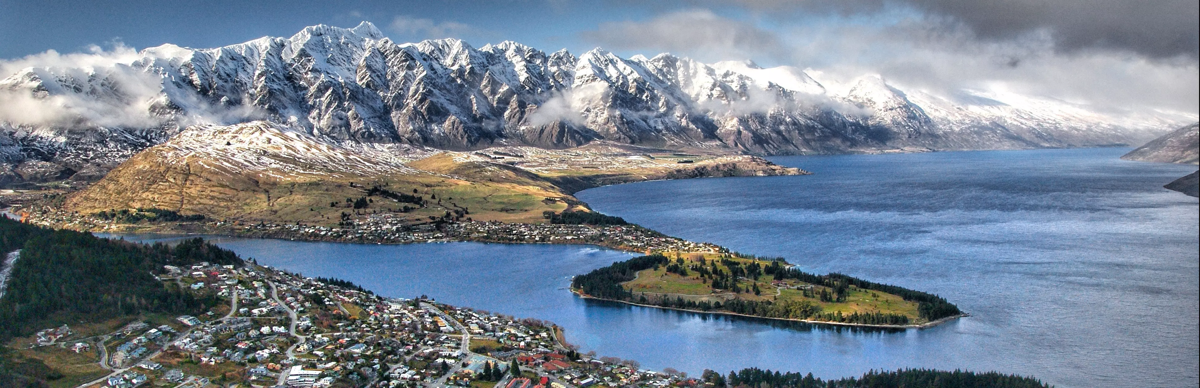 Queenstown, New Zealand audio tour: Queenstown to Wānaka: A Drive via Gibbston Valley and Bannockburn