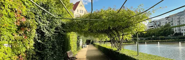 Rebels, Walls and Enigmas: Walking Tour of Berlin's Vanished Canal 