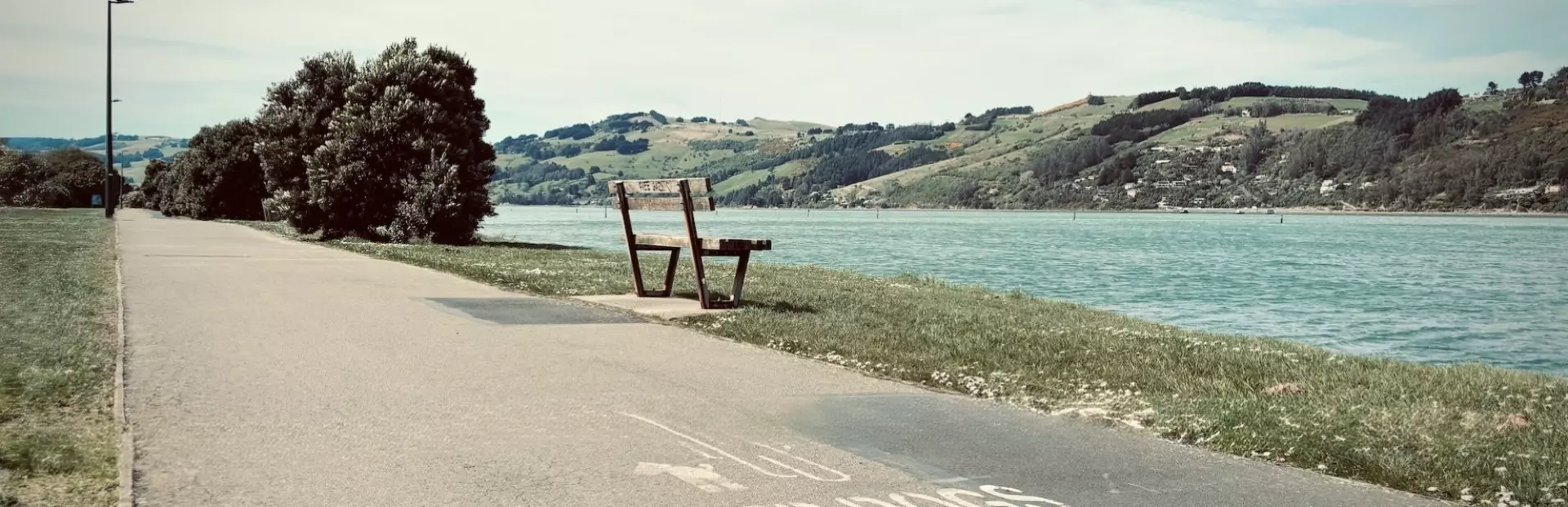 Dunedin audio tour: Otago Harbour by Bike: A Storyteller's Tour