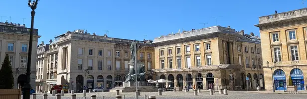 Champagne's Capital City: A Reims Walking Tour