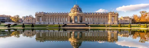 Gilded Shadows: A Tervuren Park Walking Tour