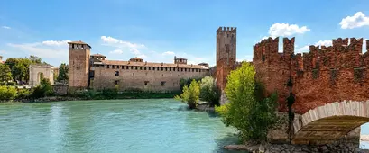 Castelvecchio and the Della Scala Tombs: The Family Who Ruled Verona
