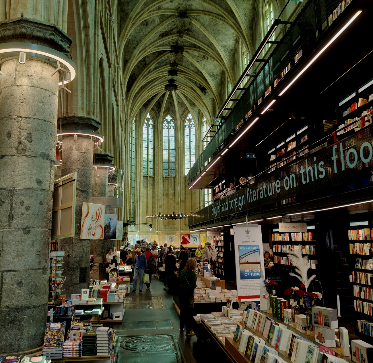 Названо 9 найкрасивіших книгарень світу - 17