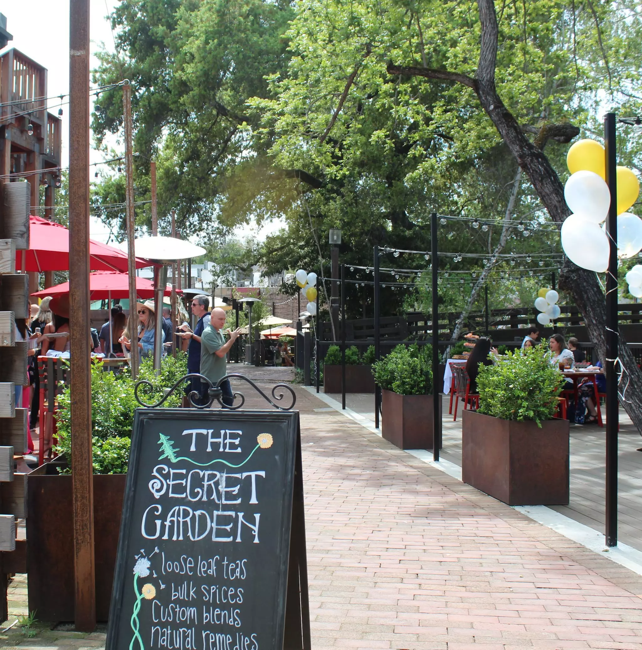 Secret Garden, SLO Brew Lofts, Frog & Peach Pub » San Luis Obispo