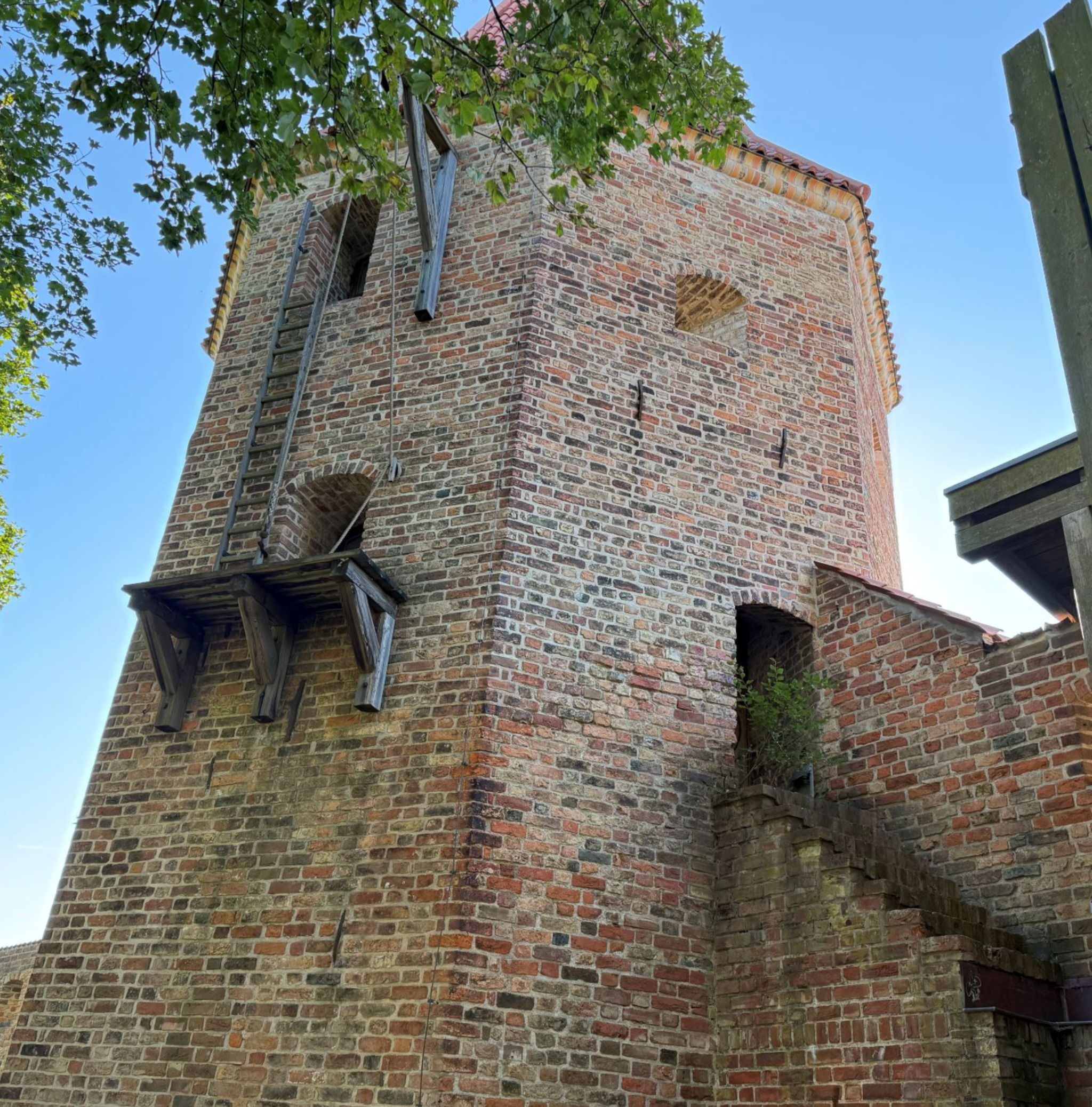 Medieval Wall » Rostock audio guide app » VoiceMap