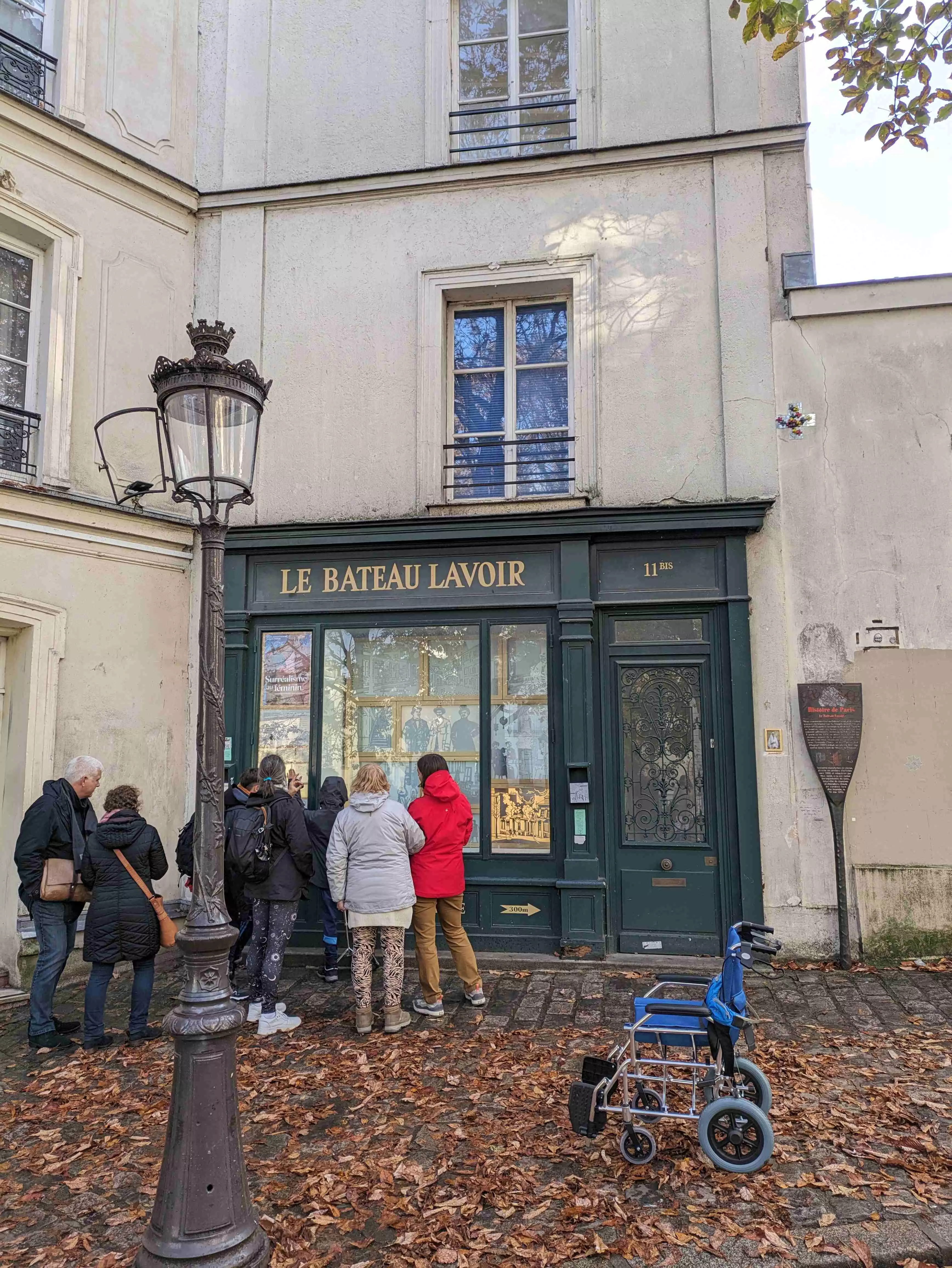 洋書Paris Montmartre A MECCA OF MODERN ART Paris Montmartre: A Mecca of Modern Art 1860-1920: Buisson, Sylvie